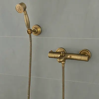 Badique Bronzen thermostatische badkraan bij Badkranenwinkel