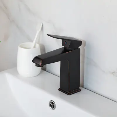 Badique Wastafel kraan olie brons bij Badkranenwinkel