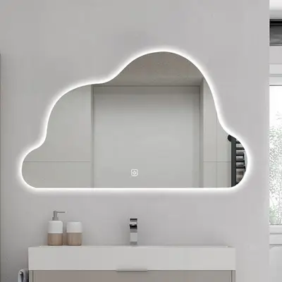 Badkamerspiegel FENOMÉ Valencia “Wolk” LED Verlichting bij DoucheKampioen