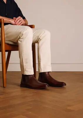 Bruine leren chelsea boots bij Manfield