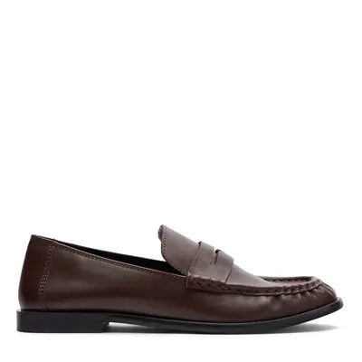 Bruine leren loafers bij Sacha