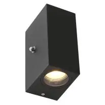 Buitenlamp vierkant 2 lts met dag/nachtsensor bij Lampidee