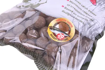 Carp Zoom Act-X Boilies Shellfish Sardine 16mm(800g) bij TackleXL