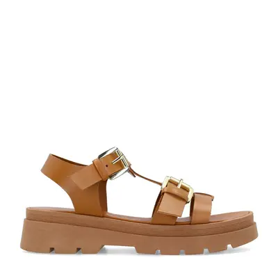 Cognac leren plateau sandalen met goudkleurige buckles bij Sacha