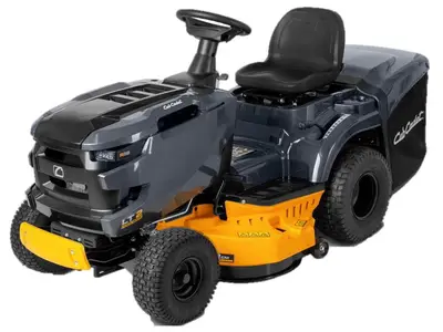 Cub Cadet zitmaaier LT2 R92 bij Lozeman Tuinmachines