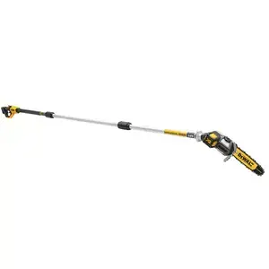 DeWalt 18v XR kettingzaag op steel bij Mow-Robotics