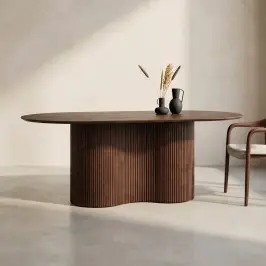 Eettafel walnoot met ribbel poot bij LUMZ