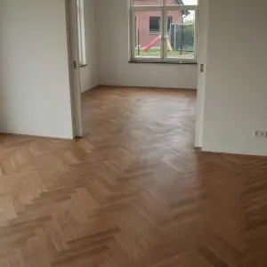 Eiken Rustiek 1-bis Q2 Visgraat Parket Multiplank Houten vloer - Diverse afmetingen, afwerkingen & bewerkingen - Maak uw keuze bij Kwaliteitparket