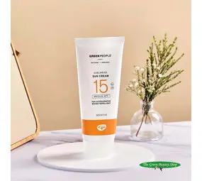 Green People Zonnebrandcrème SPF15 + Bruinversneller • 200ml bij The Green Beauty Shop
