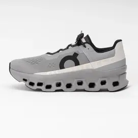 Hardloopschoen On Running Men Cloudmonster Alloy Silver bij Sneaker District
