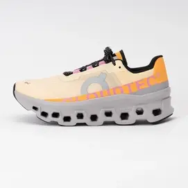 Hardloopschoen On Running Women Cloudmonster Blonde Fade bij Sneaker District