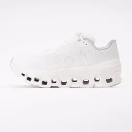 Hardloopschoen On Running Women Cloudmonster Void White White bij Sneaker District