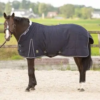 Harrys Horse staldeken Highliner 200 gram bij Ruitershop Boxmeer