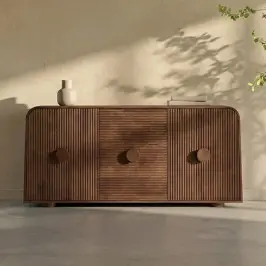 Houten dressoir met ronde hoeken bij LUMZ