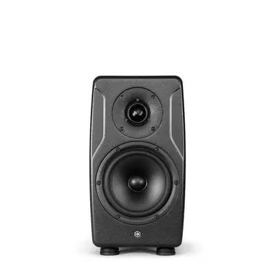 IK-Multimedia iLoud Precision 6 MKII - Black Handgemaakt, 6,5" digitaal geregelde studiomonitor bij Westerhaven Muziek (Groningen)