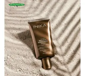 Inika Organic Getinte Zonnebrandcrème SPF50+ bij The Green Beauty Shop