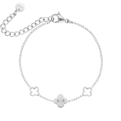 Initial armband with triple clover bij DRKS
