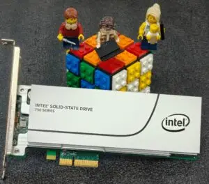 Intel 750 SSD Half Height PCIe 3.0 x4 400GB NVMe SSD bij HardwareParadijs