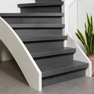 Intense Concrete doe-het-zelf traprenovatie set bij Stairscompany