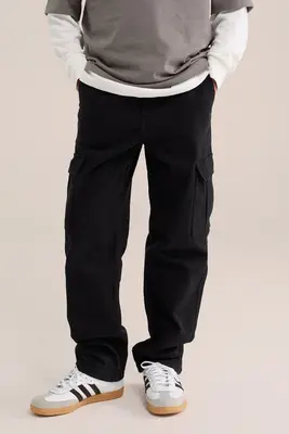 Jongens loose fit cargobroek bij WE Fashion
