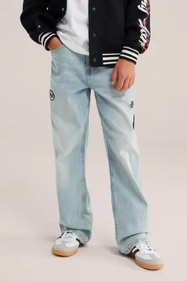 Jongens loose fit jeans met patches bij WE Fashion