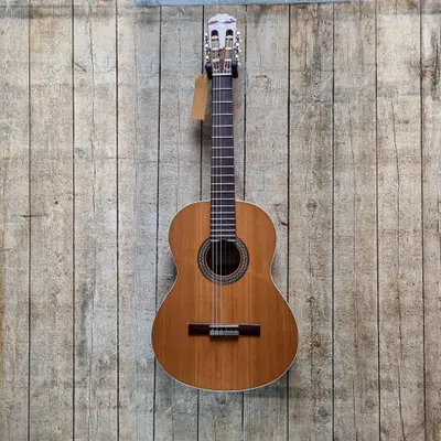 Klassieke gitaar Alhambra 2C naturel - massief bij Gooise-Gitaren