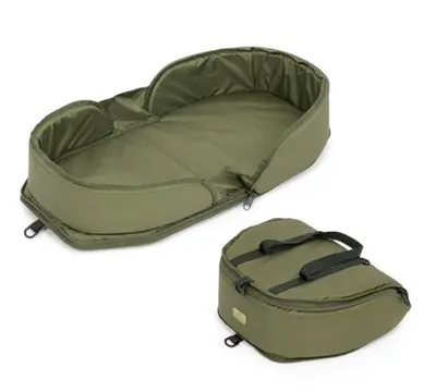 Korum Expedition Speci Cradle Onthaakmat bij TackleXL