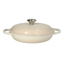 Le Creuset - Braadpan Campagnard Meringue 26 cm bij Kookgigant
