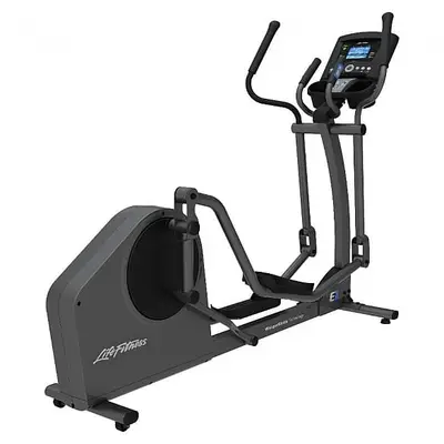 Life Fitness E1 go crosstrainer bij Fitness24