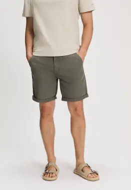 Madness Mack Chino Short bij OPEN32