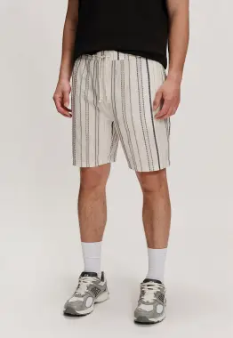 Madness Midra Short bij OPEN32