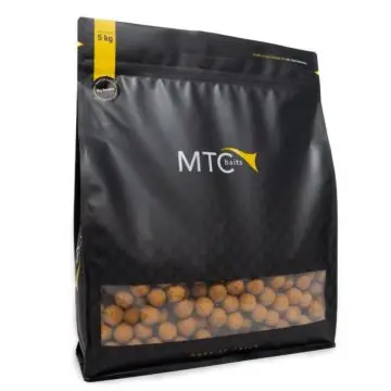 MTC Baits Big Banana Boilies 5kg bij Eurotackle