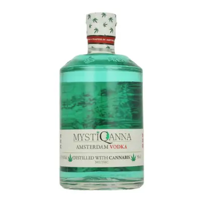 MystiQanna Vodka 50cl bij Whisky.nl