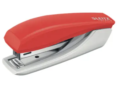 Nietmachine Leitz Nexxt Recycle mini 10 vel rood bij DiscountOffice.nl
