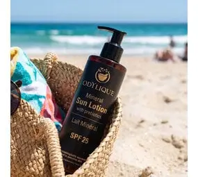 Odylique Minerale Zonnebrand Lotion SPF25 bij The Green Beauty Shop