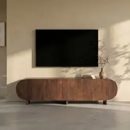 Organisch gevormde TV meubel bij LUMZ