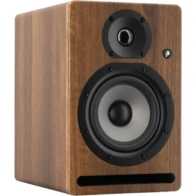 Prodipe Pro 5 V4 WW Actieve Bi-amped 5" Studio Monitor in Walnoot Houtafwerking bij Westerhaven Muziek (Groningen)