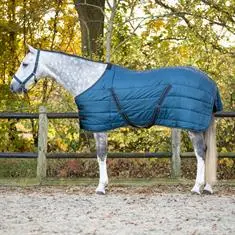 QHP STALDEKEN START COLLECTION 200GR Wit bij De Kroo Ruitersport