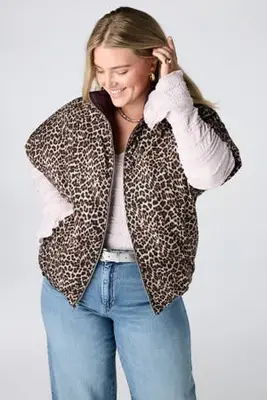 reversible bodywarmer Plus Size met panterprint - donkerrood bij Wehkamp