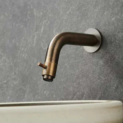 Saniclear Antique inbouw toiletkraan verouderd messing bij Sanitairkamer