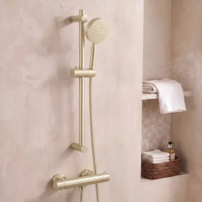 Saniclear Brass doucheset met thermostatische kraan, handdouche en glijstang messing geborsteld - goud mat bij Sanitairkamer