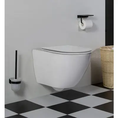 Saniclear Jama compact randloos hangend toilet met platte softclose zitting bij Sanitairkamer