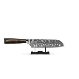 Shinrai Knives - Damascus Print Santoku 18 cm bij Kookgigant
