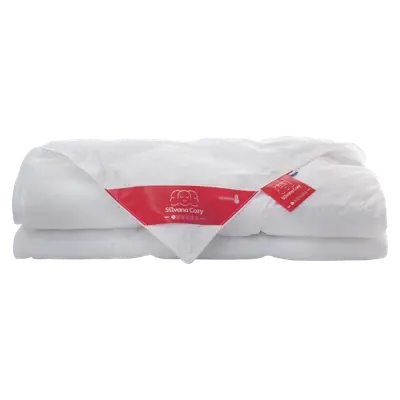 Silvana Cozy Rood Extra Light – Synthetisch Zomerdekbed (Colortemp 1 · warmteklasse 4) bij Matrassen.nl