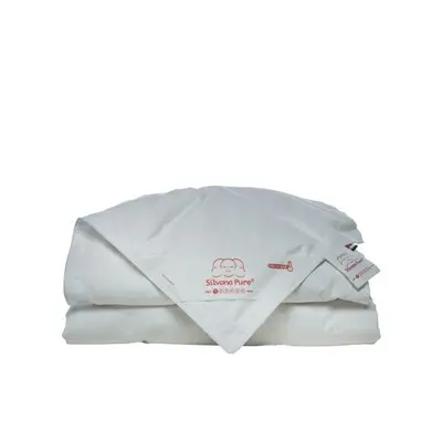 Silvana Pure Rood Extra Light – Donzen Zomerdekbed, gerecycled dons (Colortemp 1 · warmteklasse 4) bij Matrassen.nl