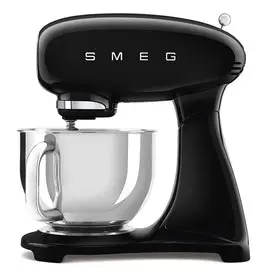Smeg - Keukenmachine | Zwart | Jaren 50 | Keukenmachine full color bij Kookgigant