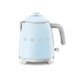Smeg - Mini Waterkoker | Pastelblauw | Jaren 50 | Kettle Standard bij Kookgigant