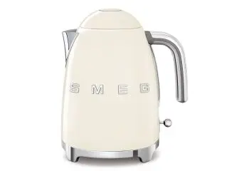 Smeg Waterkoker Crème 1,7L bij Kookshop de Pepermolen