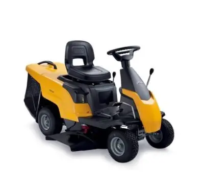 Stiga Combi 166 Benzine Zitmaaier / Tuintractor bij DeTuinmachine.nl (DBS Maaitechniek)