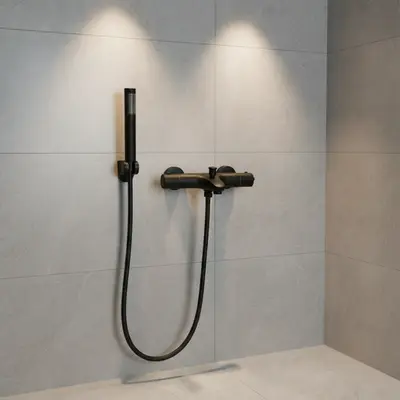 Thermostatische badkraan – mat zwart, complete set met handdouche bij Badkranenwinkel